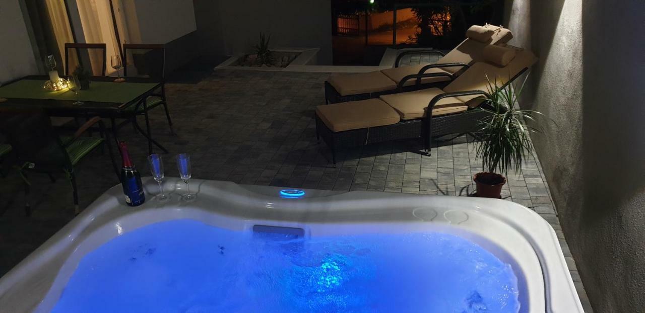Apartman Malu Makarska Exterior foto